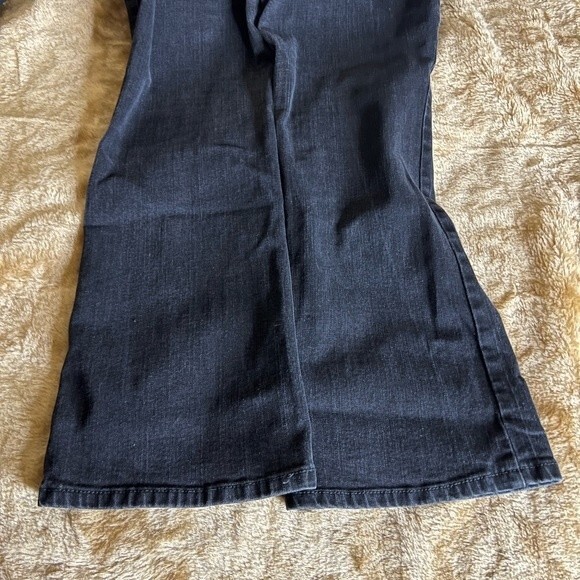 LEVI’S 515 BOOTCUT JENS FOR WOMEN SIZE W29 L30 COLOR BLACK - Picture 6 of 16